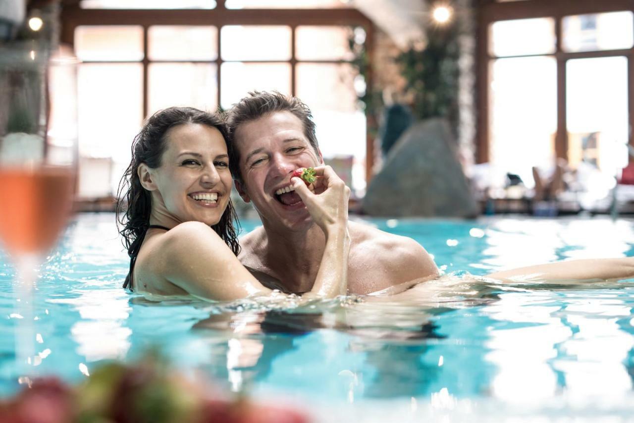 Wellness Hotel Bayerischer Hof Rimbach  Bagian luar foto